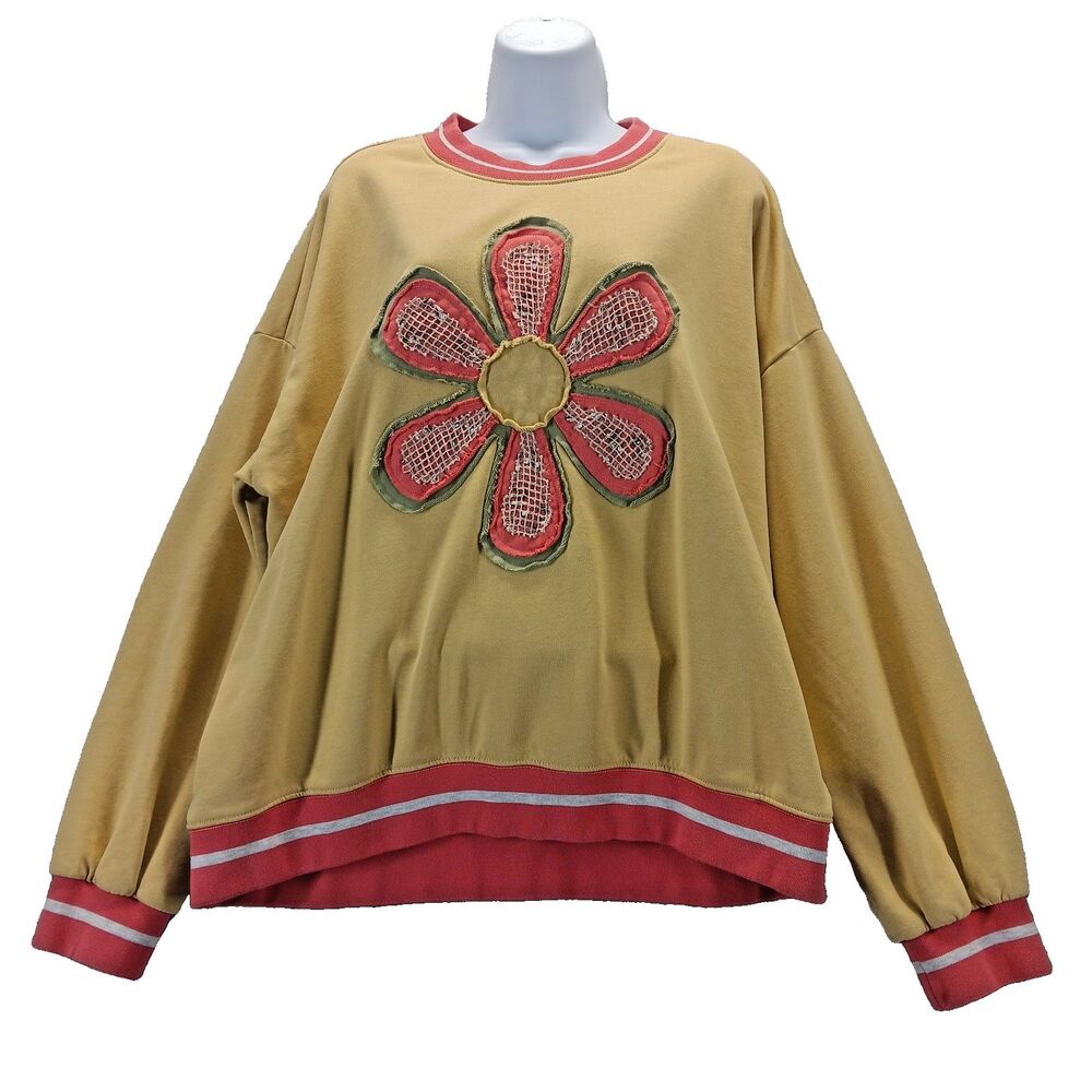 Sage + Fig Womens Yellow Flower Patch Crew Neck Top Oversized Long Sleeve Size L